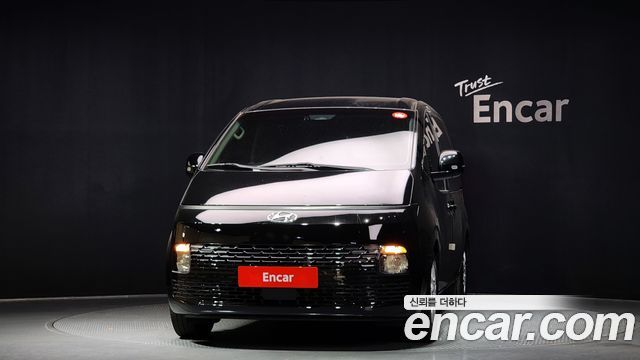 Hyundai Staria Wheel Chair Lift/Slope 2022 — фото 3