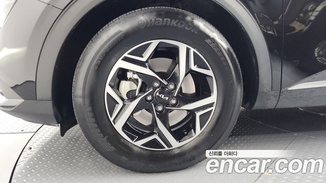 Kia Sportage (V) Diesel 2.0 2WD Prestige 2022 — фото 5