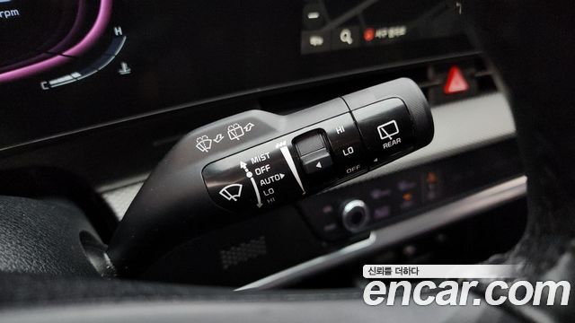 Kia Sportage (V) Diesel 2.0 2WD Prestige 2022 — фото 18