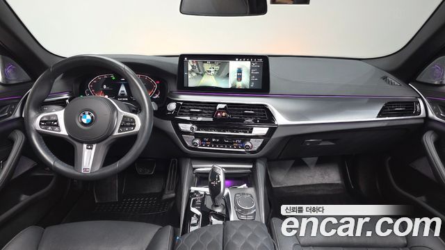 BMW 5 Series (G30) 520i M Sport 2023 — фото 7