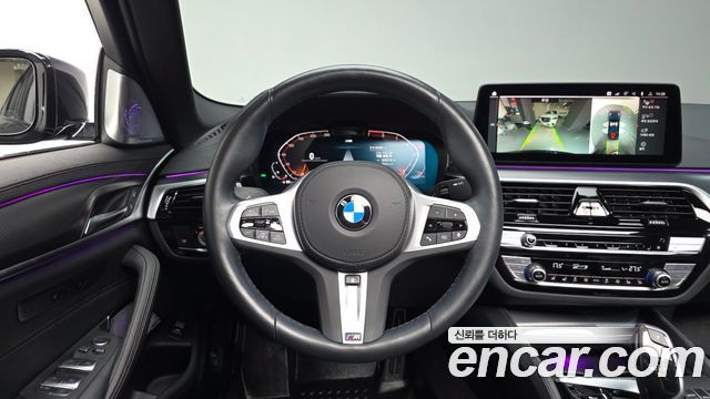 BMW 5 Series (G30) 520i M Sport 2023 — фото 13