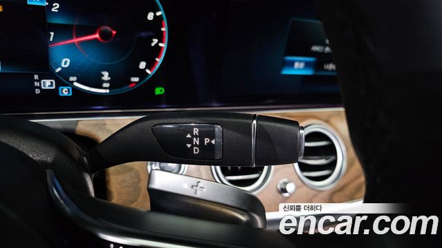 Mercedes-Benz E-Class (W213) E250 Exclusive 2023 — фото 9