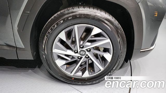 Hyundai Tucson (NX4) Gasoline 1.6 Turbo 2WD Premium 2021 — фото 5