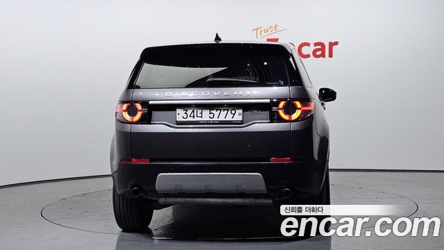 Land Rover Discovery Sport 2.0 TD4 HSE Luxury 2018 — фото 4