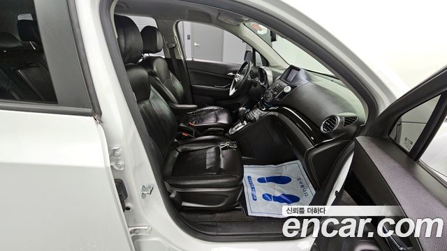 Chevrolet Orlando 2.0 Diesel LT Safety Pack 2015 — фото 12