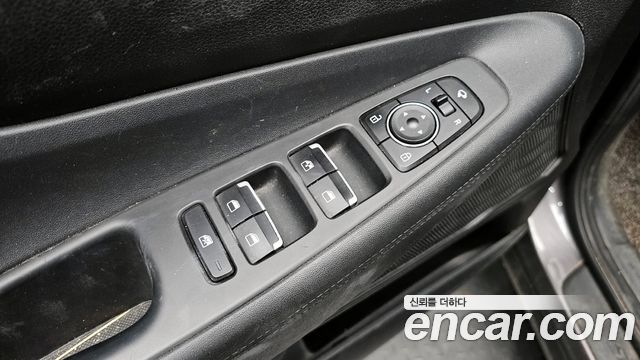 Hyundai Santa Fe Diesel 2.2 2WD Premium 2021 — фото 18