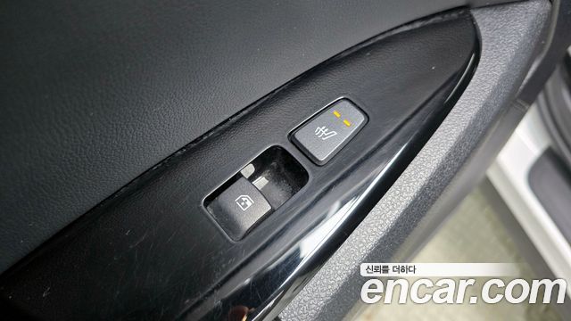 Kia Sportage (V) Gasoline 1.6 Turbo 4WD Signature 2022 — фото 19