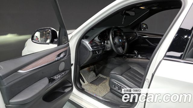 BMW X5 (F15) xDrive 40d 2016 — фото 10