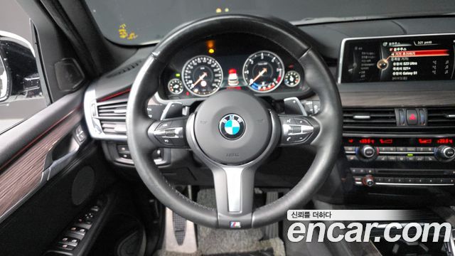BMW X5 (F15) xDrive 40d 2016 — фото 13