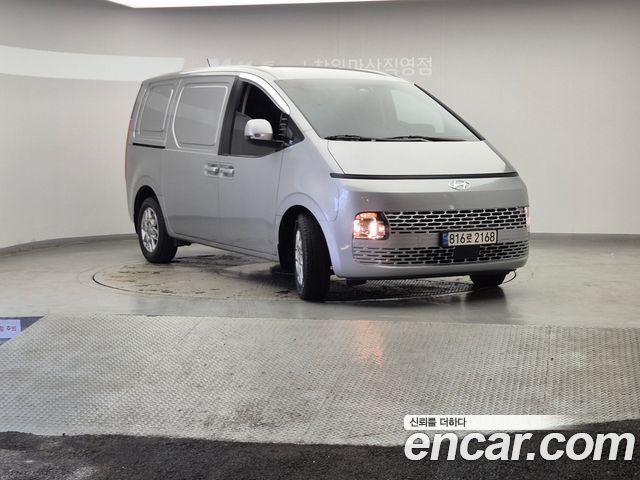 Hyundai Staria Cargo 3-Seater Modern 2023 — фото 3