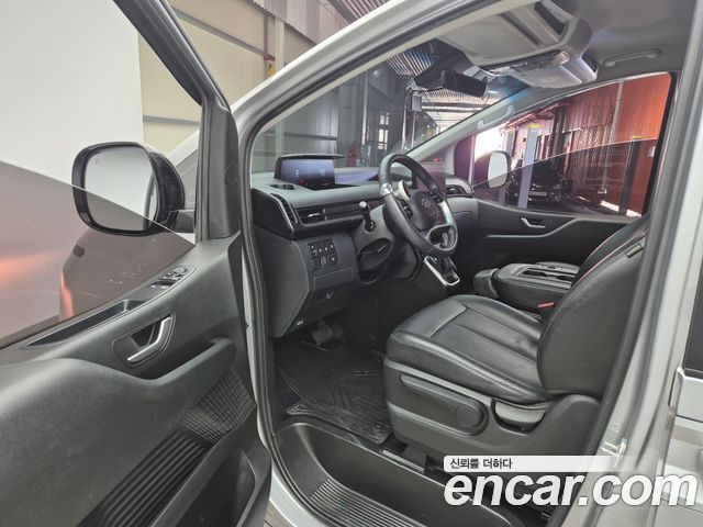 Hyundai Staria Cargo 3-Seater Modern 2023 — фото 16