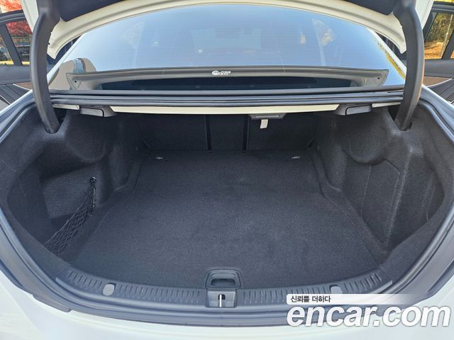 Mercedes-Benz E-Class (W213) E220d 4MATIC Exclusive 2022 — фото 18