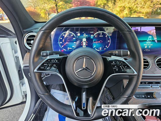 Mercedes-Benz E-Class (W213) E220d 4MATIC Exclusive 2022 — фото 20