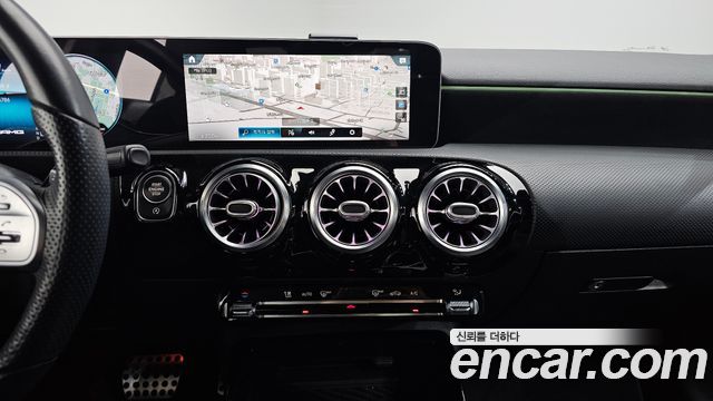 Mercedes-Benz A-Class (W177) AMG A35 4MATIC Sedan 2020 — фото 14