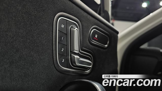 Mercedes-Benz A-Class (W177) AMG A35 4MATIC Sedan 2020 — фото 17