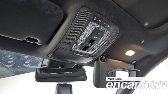 Mercedes-Benz A-Class (W177) AMG A35 4MATIC Sedan 2020 — фото 19