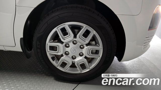 Hyundai Staria Tourer 9-Seater Modern 2022 — фото 5