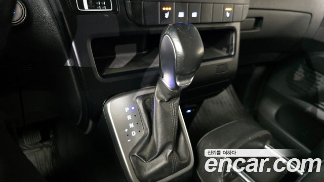 Hyundai Staria Tourer 9-Seater Modern 2022 — фото 9
