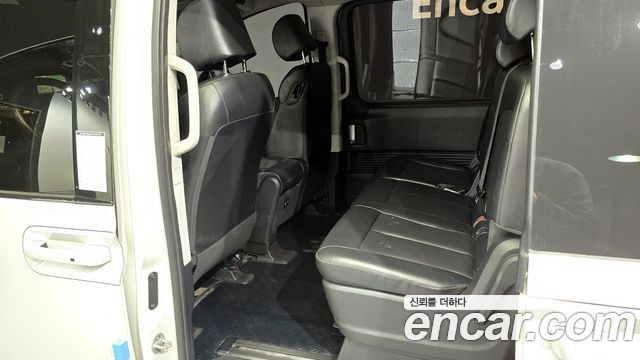 Hyundai Staria Tourer 9-Seater Modern 2022 — фото 11