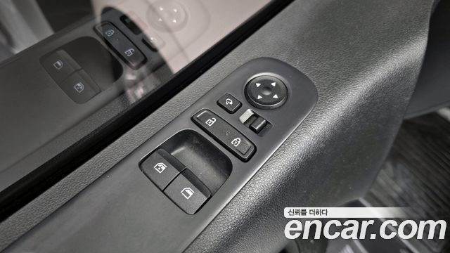 Hyundai Staria Tourer 9-Seater Modern 2022 — фото 14