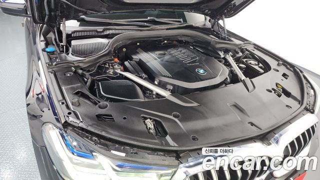 BMW 6 Series GT (G32) 640i xDrive M Sport 2022 — фото 6