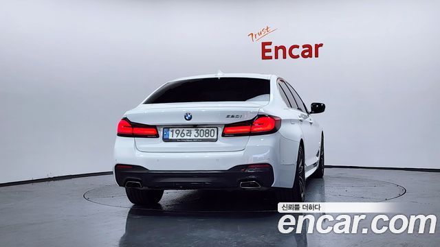 BMW 5 Series (G30) 520i M Sport 2022 — фото 4