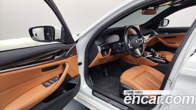 BMW 5 Series (G30) 520i M Sport 2022 — фото 10