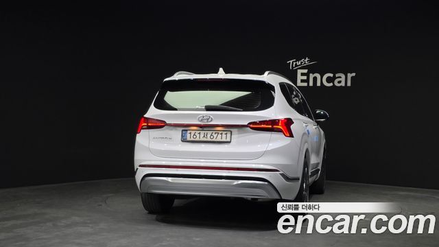 Hyundai Santa Fe Diesel 2.2 2WD Calligraphy 2021 — фото 4