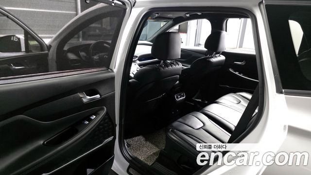 Hyundai Santa Fe Diesel 2.2 2WD Calligraphy 2021 — фото 11
