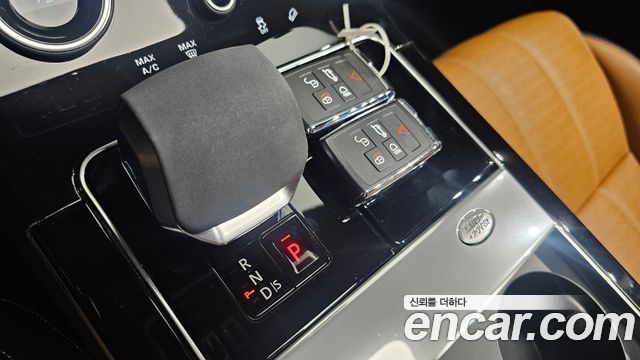 Land Rover Range Rover Velar 3.0 P400 R-Dynamic HSE 2023 — фото 9
