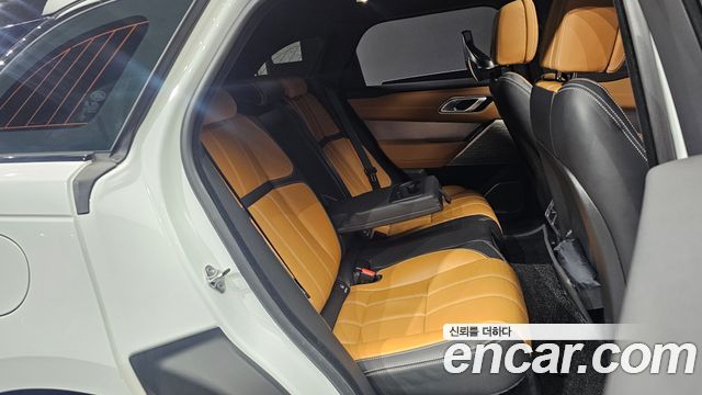 Land Rover Range Rover Velar 3.0 P400 R-Dynamic HSE 2023 — фото 12
