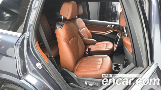 BMW X7 (G07) xDrive 40i M Sport 6STR 2020 — фото 11