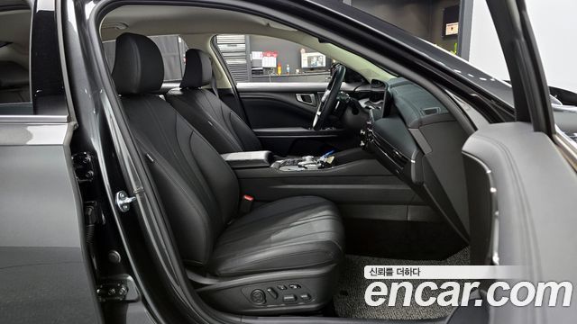 Kia K8 2.5 Gasoline 2WD Noblesse 2025 — фото 10