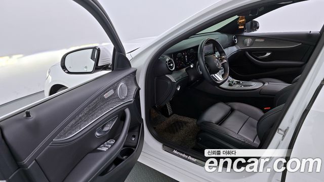 Mercedes-Benz E-Class (W213) E350 4MATIC AMG Line Edition 2021 — фото 10