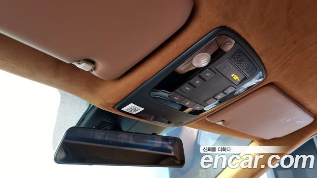 Kia Carnival (IV) Gasoline 9-seater Limousine(Special vehicle) 2021 — фото 16