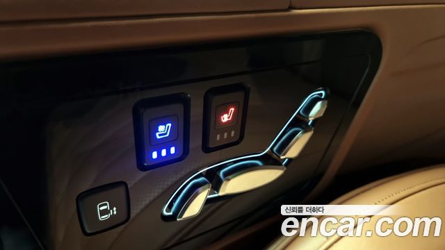 Kia Carnival (IV) Gasoline 9-seater Limousine(Special vehicle) 2021 — фото 17