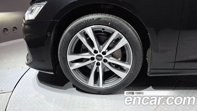 Audi A6 (C8) 45 TFSI Quattro Premium 2022 — фото 5