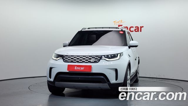 Land Rover Discovery 5 D250 SE 2022 — фото 3