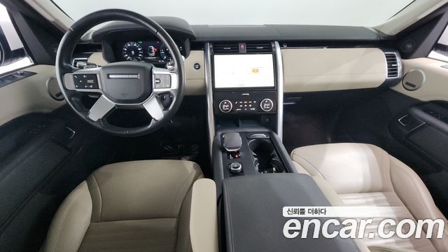 Land Rover Discovery 5 D250 SE 2022 — фото 7