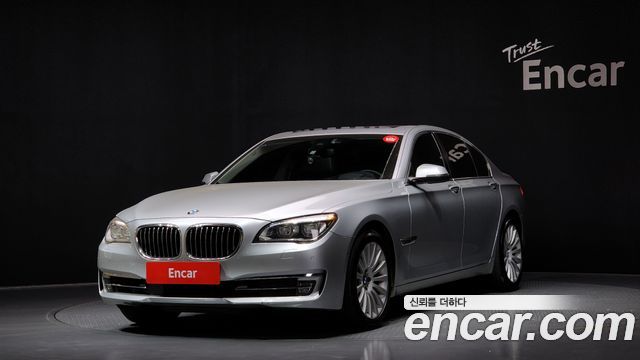 BMW 7 Series (F01) 740d xDrive