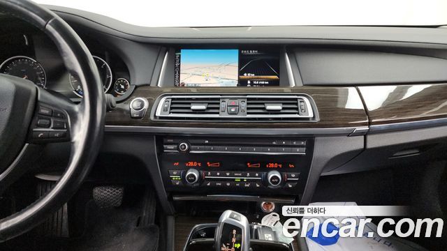 BMW 7 Series (F01) 740d xDrive 2015 — фото 14