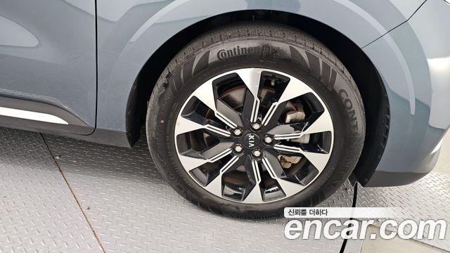 Kia Carnival (IV) Diesel 7-Seater Signature 2021 — фото 5