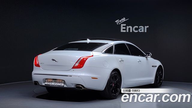 Jaguar XJ 3.0D Premium Luxury LWB X351 2015 — фото 2