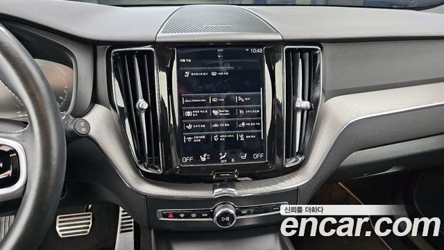 Volvo XC60 (II) T8 R-Design 2021 — фото 15