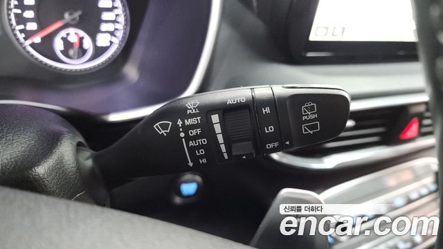 Hyundai Santa Fe Gasoline 2.5T 2WD Exclusive 2022 — фото 18