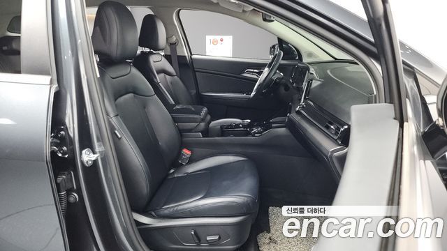 Kia Sportage (V) Gasoline 1.6 Turbo 2WD Nobleless 2023 — фото 11