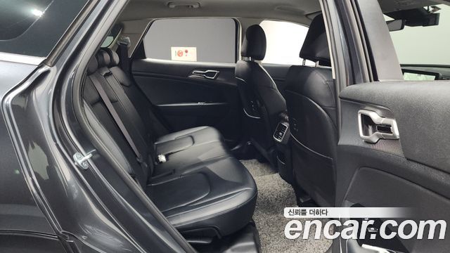 Kia Sportage (V) Gasoline 1.6 Turbo 2WD Nobleless 2023 — фото 12