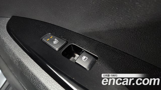 Kia Sportage (V) Gasoline 1.6 Turbo 2WD Nobleless 2023 — фото 19