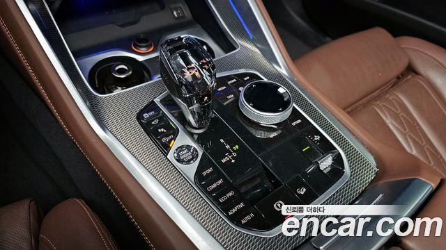 BMW X6 (G06) xDrive40i M Sport 2023 — фото 9