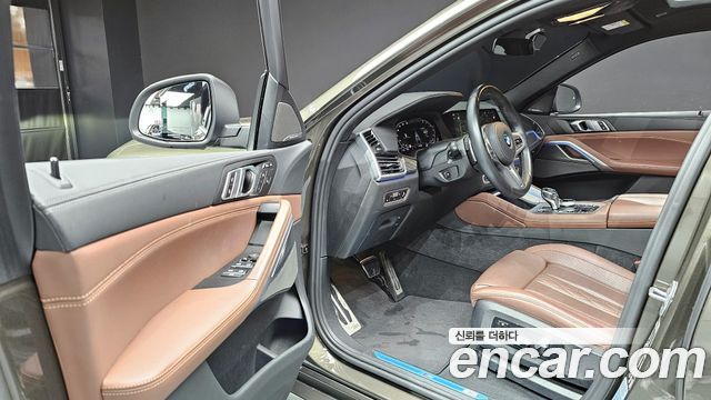 BMW X6 (G06) xDrive40i M Sport 2023 — фото 11